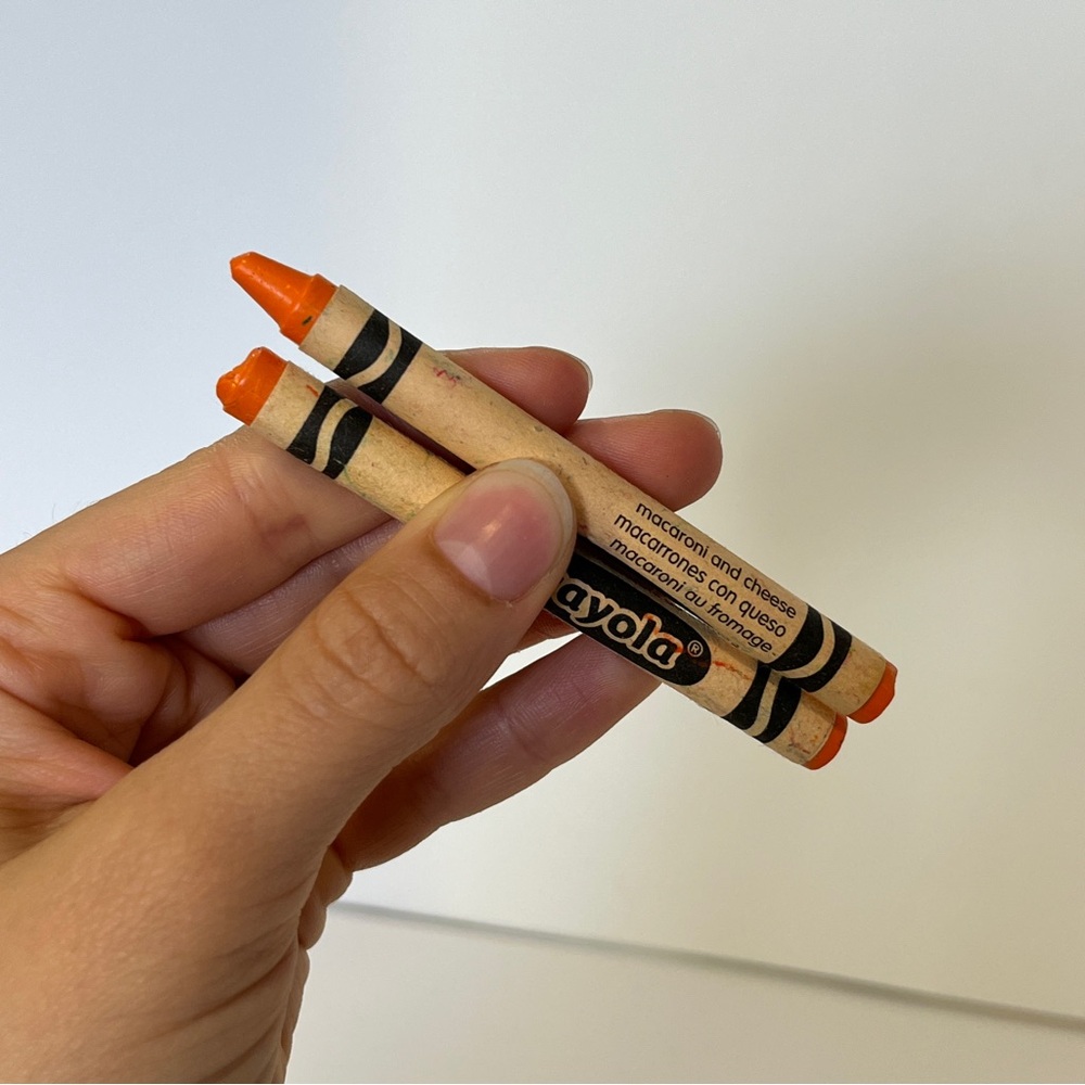 5/$25 90s Crayola Macaroni & Cheese Crayon Orange Yellow Colour Used Lot of 2
